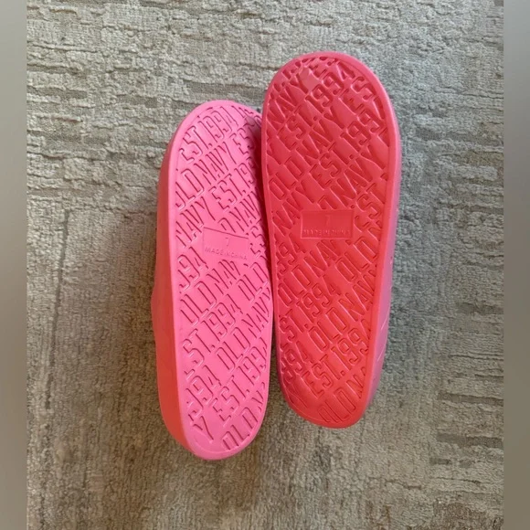 Old Navy Clogs/Slides - Picture 2 of 2